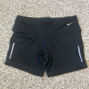 Nike Dri-Fit Womens Shorts Size S Black Pocket Running Reflective Cross Training
